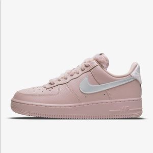 Nike Air Force 1 ‘07 wmns 9.5
